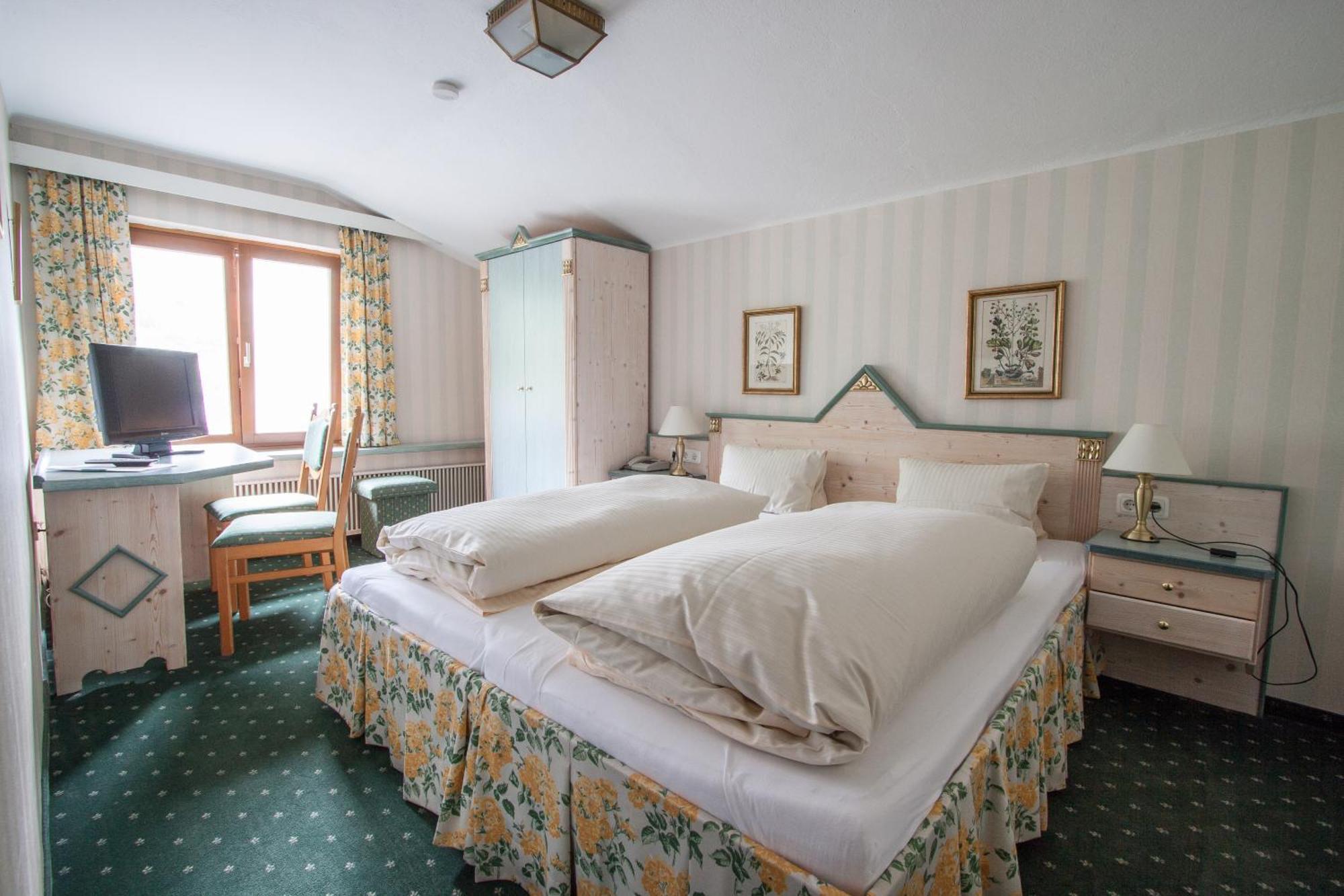 Hotel Pass Lueg Голлинг-на-Хальцахе Экстерьер фото